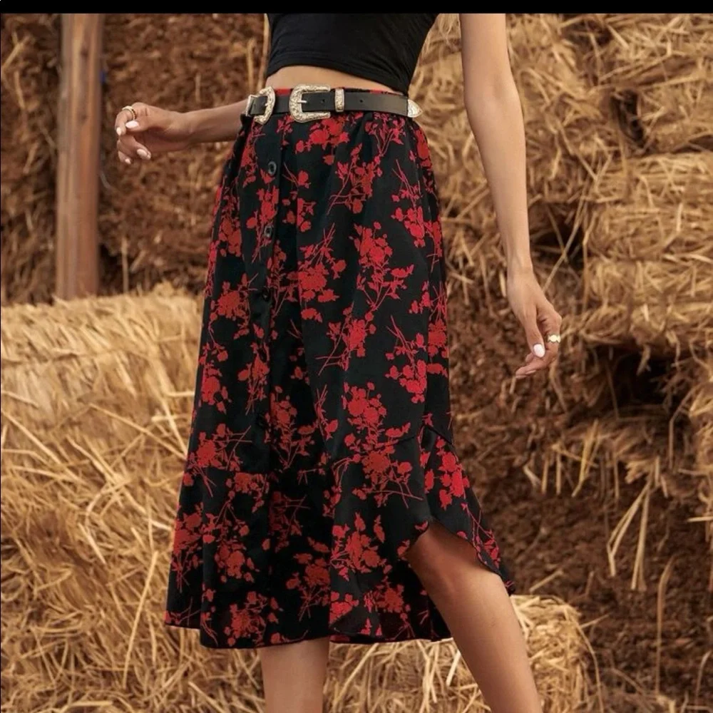 Black and red button down midi skirt floral print - Picture 5 of 5
